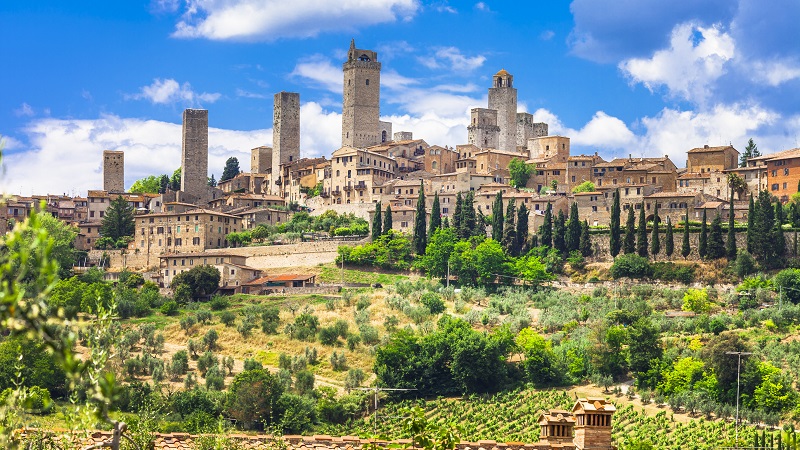 Utflykt 1: San Gimignano  Staden med de majesttiska tornen (lunch ingr)